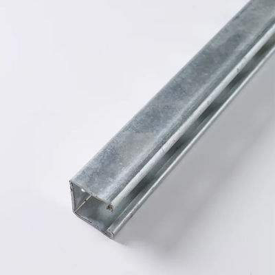 Structurele C-kanaal gegalvaniseerd staal warm gedompeld kanaal gecoald metaal GB/T 700-2006