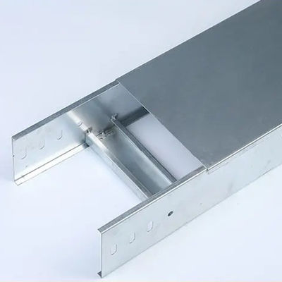 Brandbestendige gegalvaniseerde 300 mm kabelladder tray Gi Raceway 6 inch 8 inch