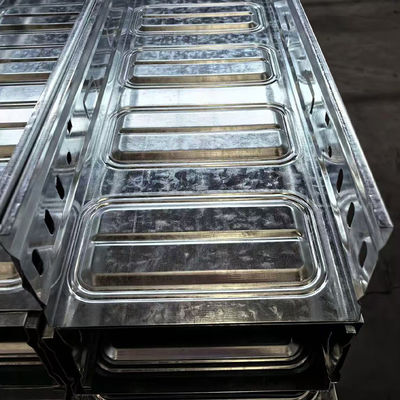 Commerciële HDG Galv Metal Overhead Cable Raceway Tray Gi Ladder Type
