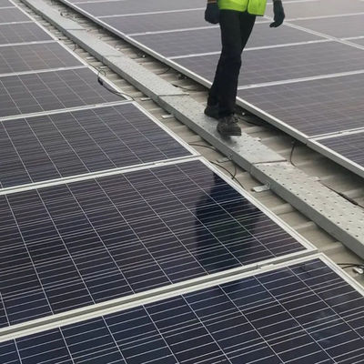 ODM Duurzaam Aluminium Zonne-Dakwandeling Voor Toegang tot het Buitendak